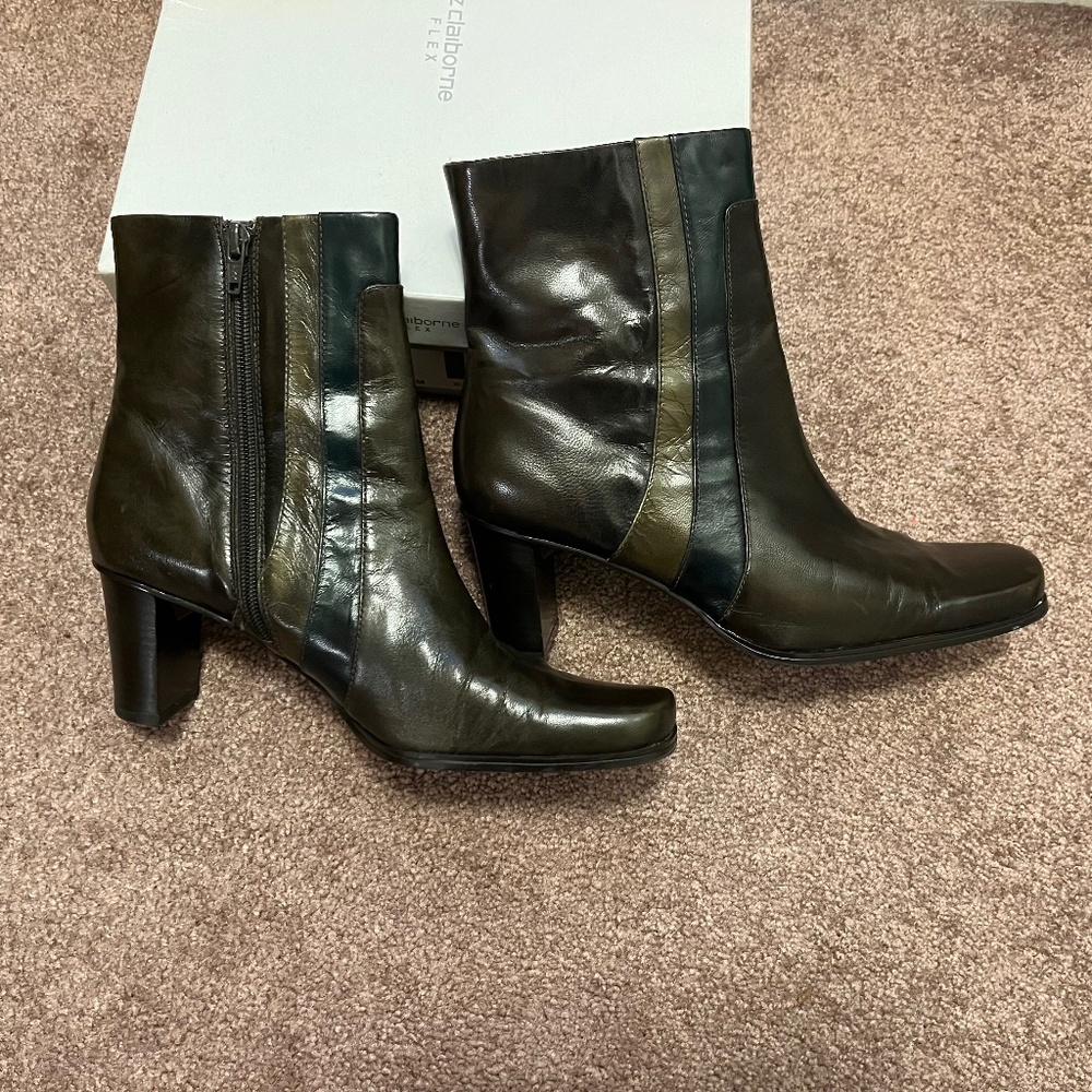 Y2K Liz Claiborne Trinity Flex Boots, Forest Brown Multi Leather